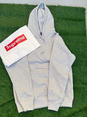 Grey Supreme hoodie